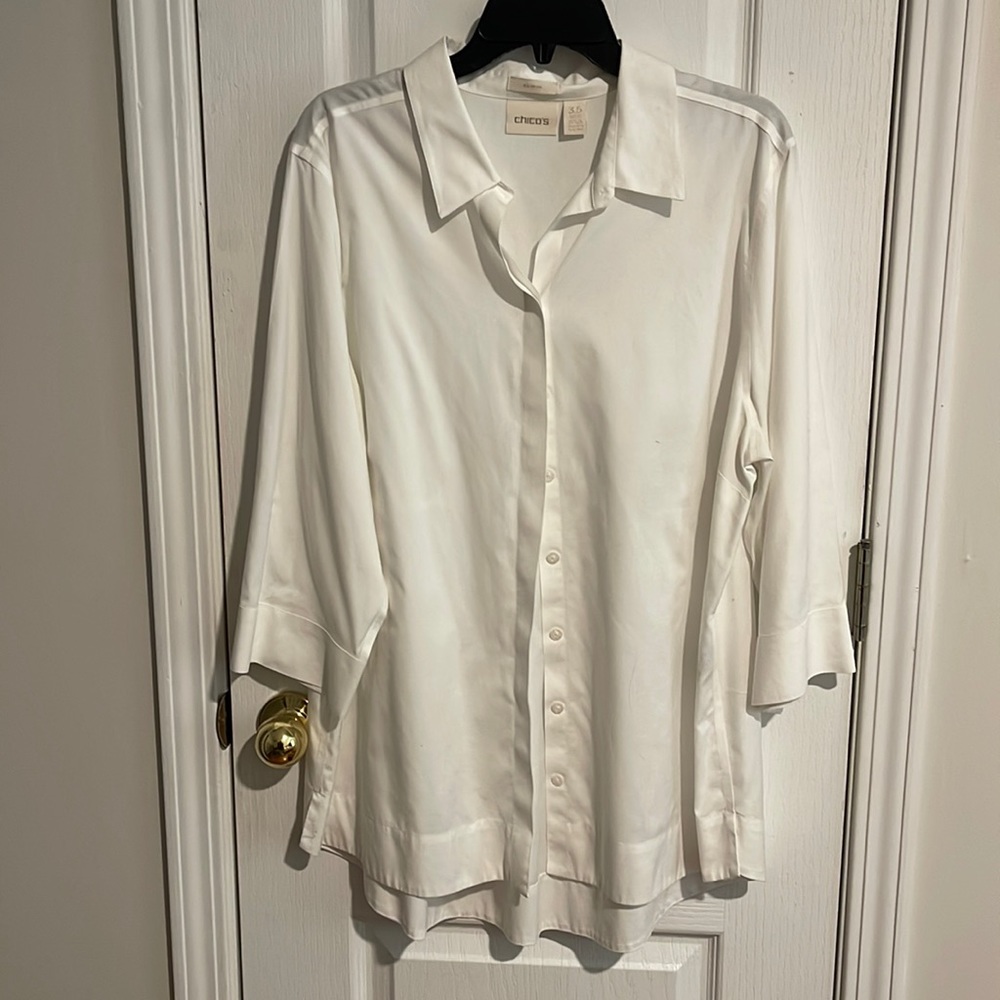 Chico's White Button-Up Tunic